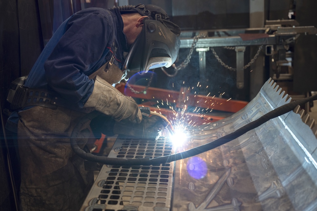 Metallverarbeitung bei WECUBEX: Metall schweißen